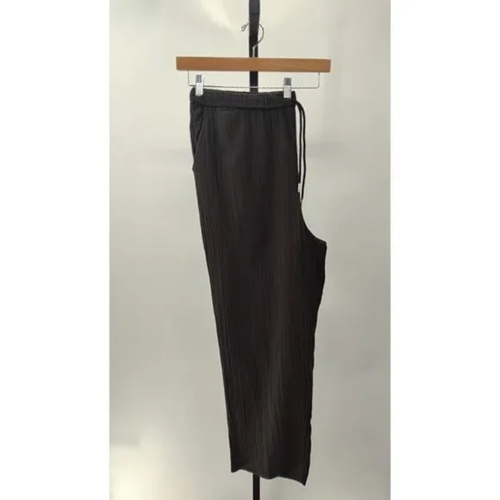 Black Pleated Pants